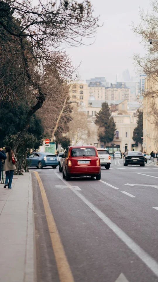 Банки в выходные: задержки переводов займов